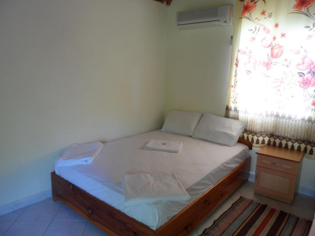 Engin Pension Çıralı Zimmer foto